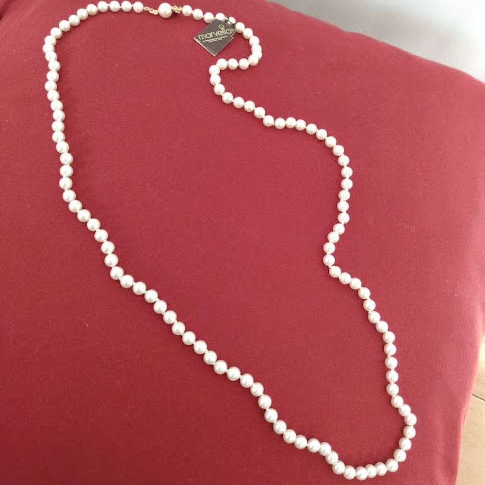 Marvella: vintage faux pearl necklace
